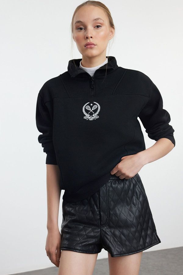 Trendyol Trendyol Black Embroidered Regular Regular Fit Thick Polar Fleece Inside Zippered Collar Knitted Sweatshirt