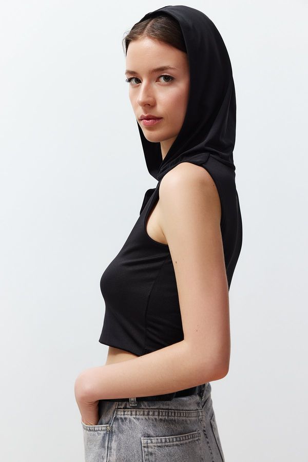 Trendyol Trendyol Black Fitted Hooded Zero Sleeve Stretchy Knitted Blouse