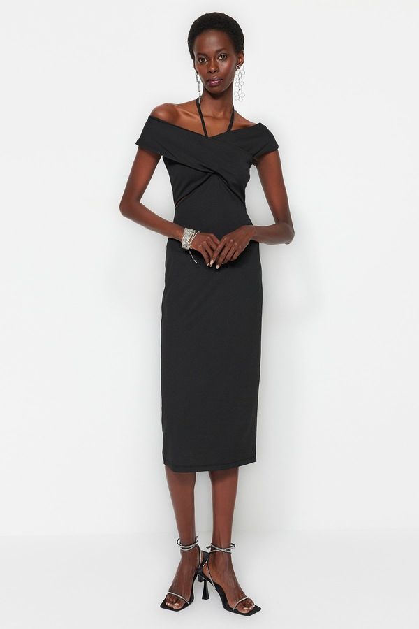 Trendyol Trendyol Black Fitted Window/Cut Knitted Out Detailed Evening Dress