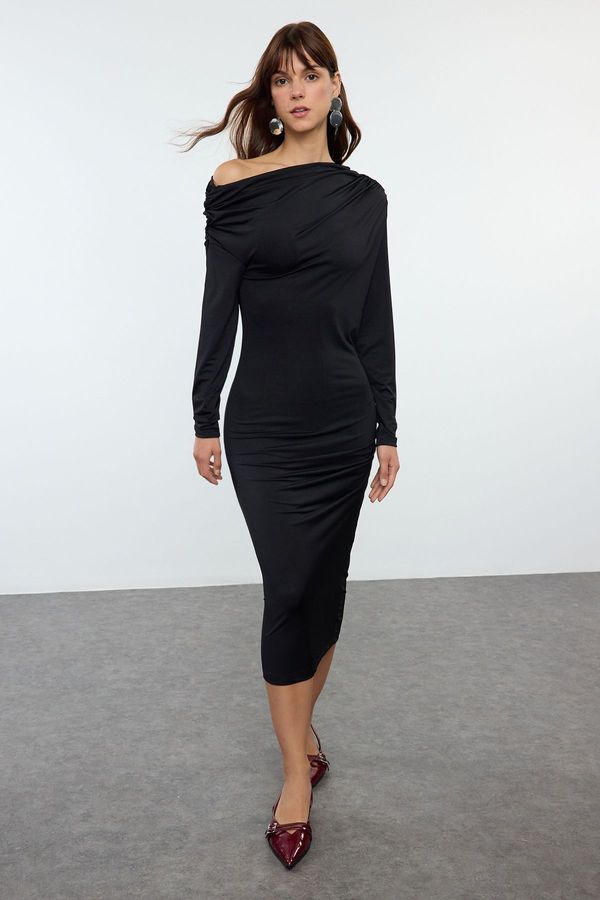 Trendyol Trendyol Black Fitted/Fits Body Asymmetrical Neck Midi Knit Dress