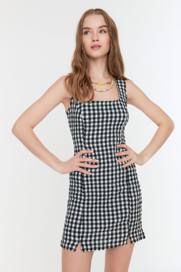 Trendyol Trendyol Black Gingham Super Mini Woven Dress