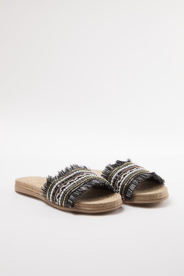 Trendyol Trendyol Black Hand Knitted Sequined Women's Slippers