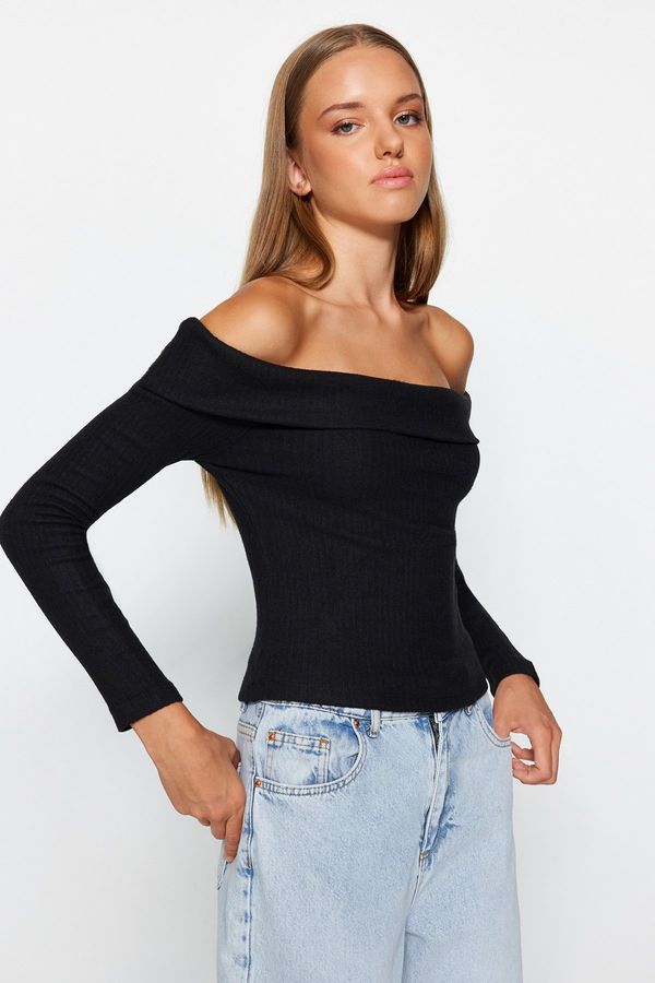 Trendyol Trendyol Black Knitwear Look Carmen Collar Fitted Crop Knitted Madonna Collar Blouse