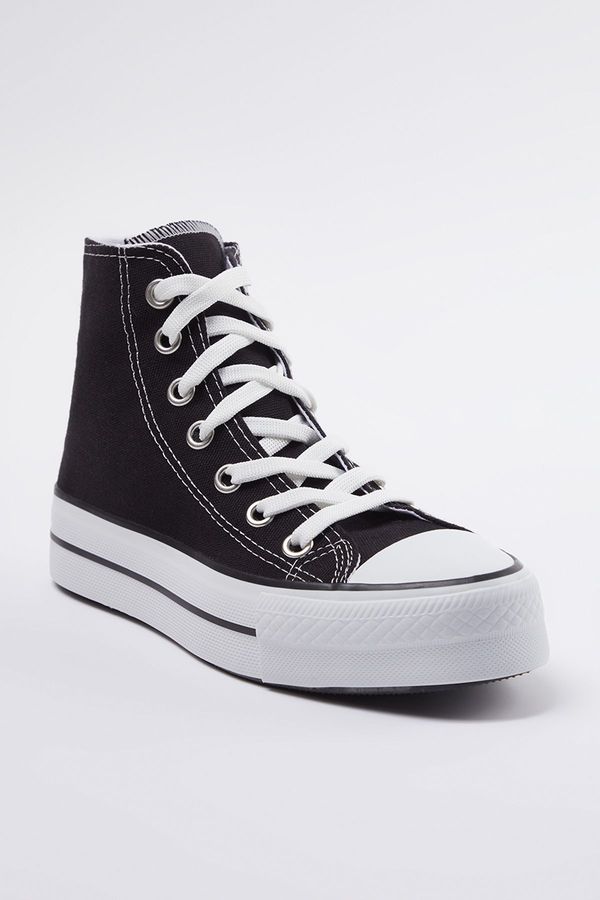 Trendyol Trendyol Black Lace-Up Women's High-Top Sneakers