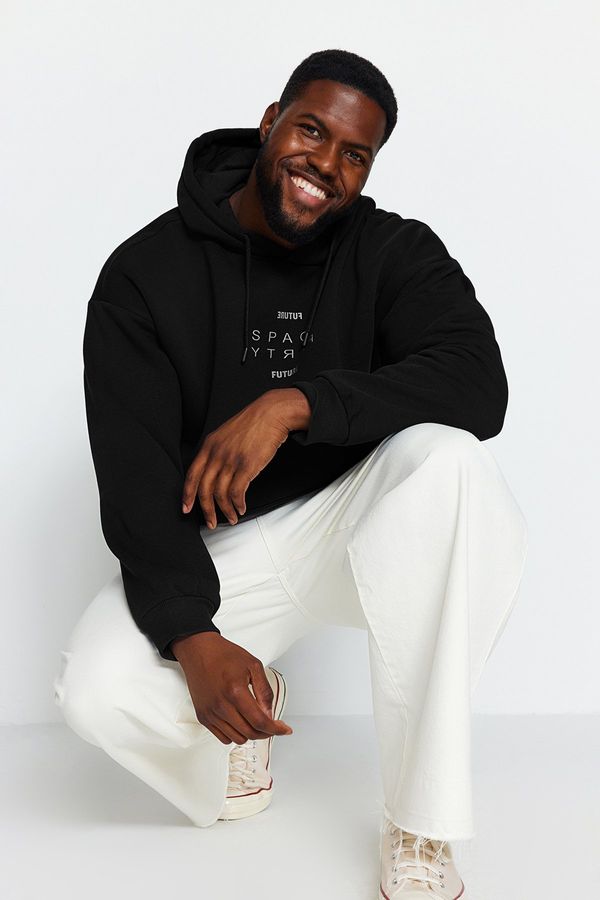 Trendyol Trendyol Black Men's Plus Size Oversized Comfortable Hoodie. Reflektujuća štampana majica od runa.