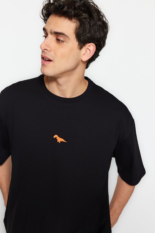 Trendyol Trendyol Black Oversize Fit Crew Neck Short Sleeve Dinosaur Embroidered 100% Cotton T-Shirt