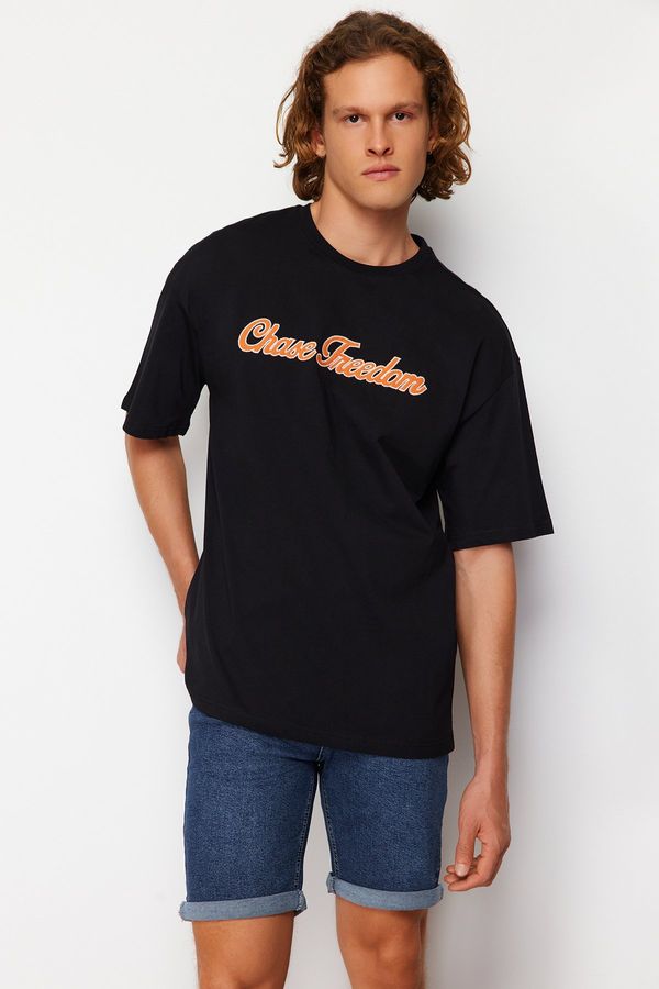 Trendyol Trendyol Black Oversize/Wide Cut Text Applique Embroidered 100% Cotton Short Sleeve T-Shirt