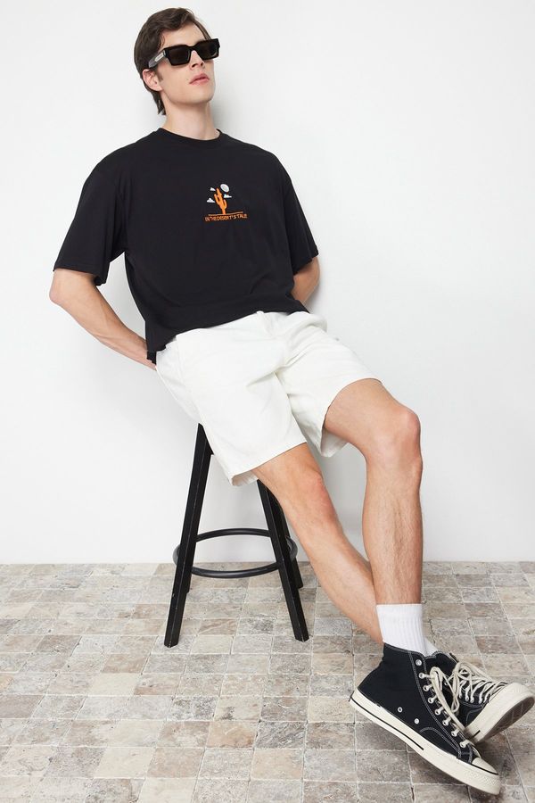 Trendyol Trendyol Black Oversize/Wide-Fit Cactus Embroidery 100% Cotton Short Sleeve T-Shirt