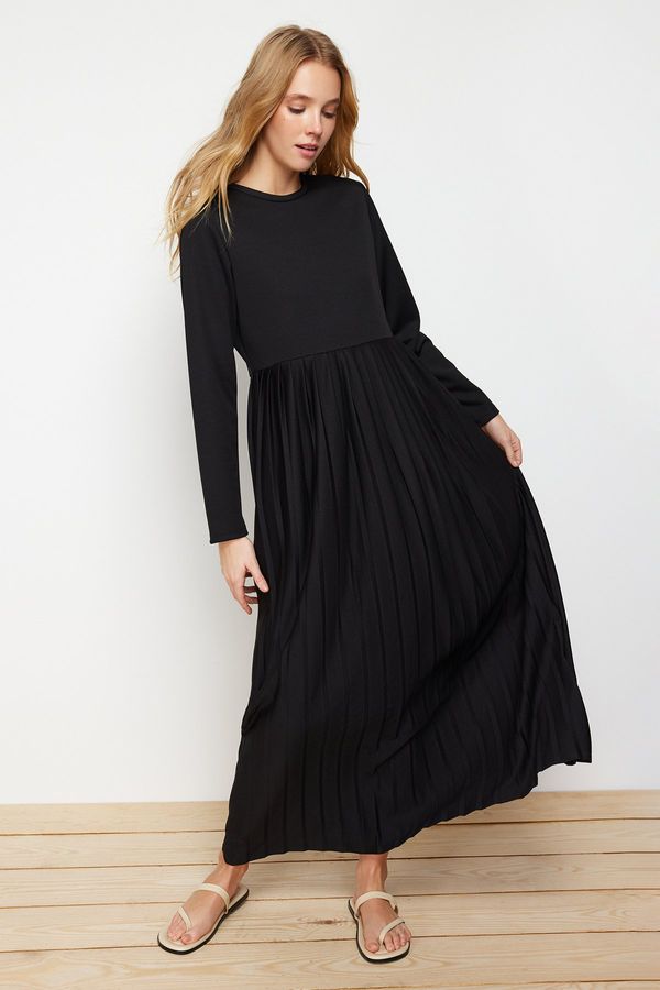 Trendyol Trendyol Black Pleated Scuba Knitted Dress