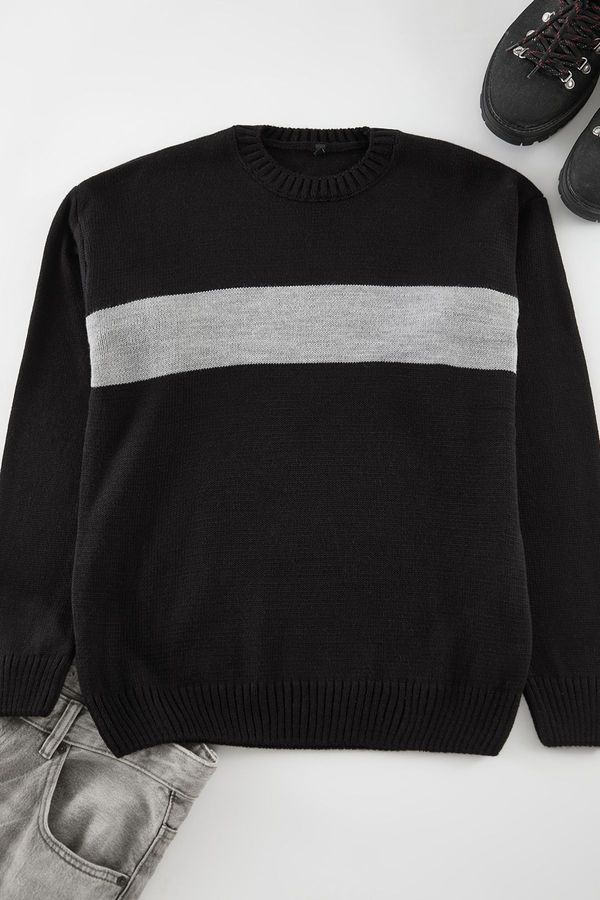 Trendyol Trendyol Black Regular Crew Neck Color Block Knitwear Sweater