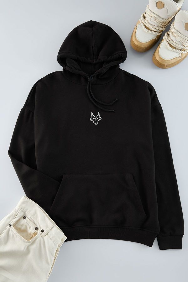 Trendyol Trendyol Black Regular Cut Hooded Polar Fleece Inside Wolf Embroidered Sweatshirt