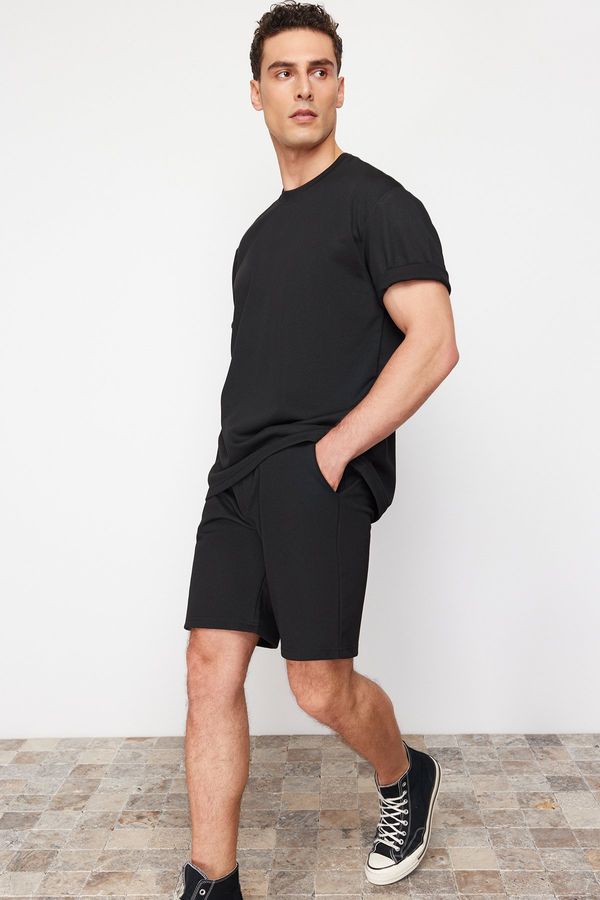 Trendyol Trendyol Black Regular Cut Shorts & Bermuda