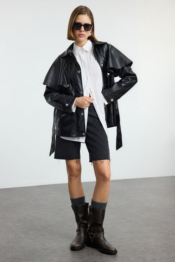 Trendyol Trendyol Black Regular Fit Belted Detachable Cape Detailed Faux Leather Coat