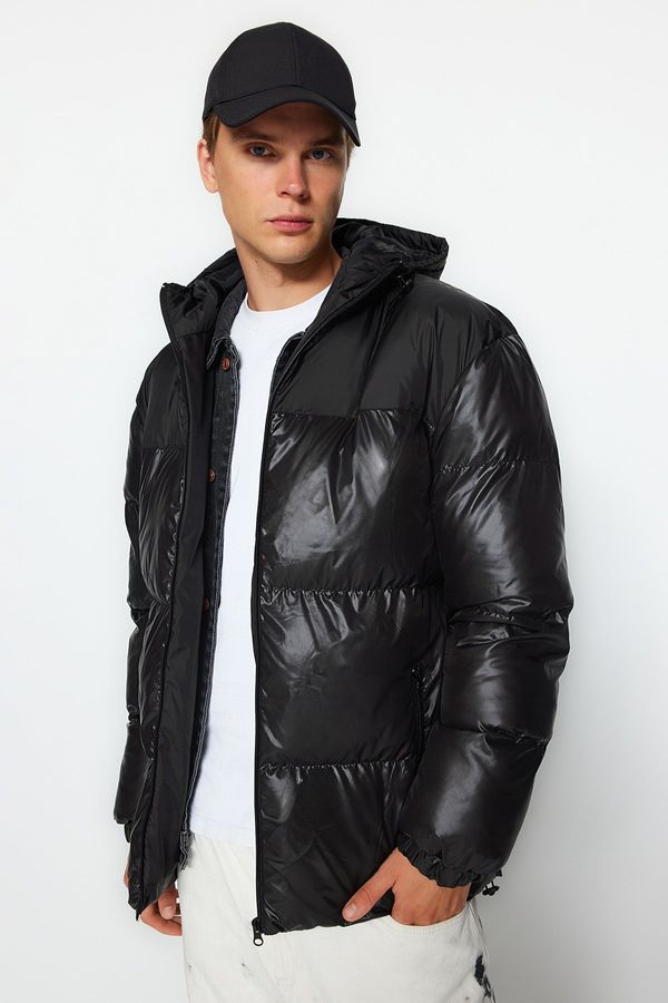 Trendyol Trendyol Black Regular Fit Hooded Block Water and Wind Resistant Puffer Winter Coat