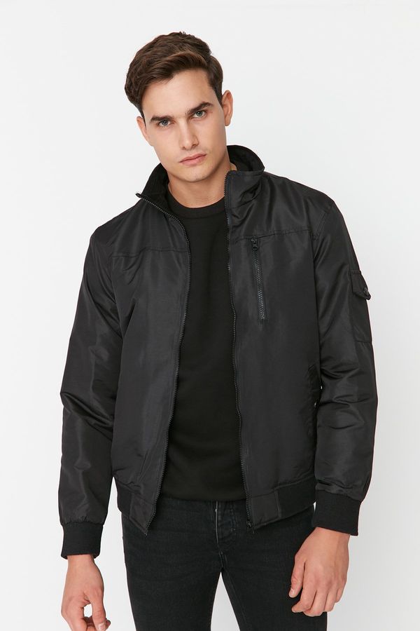 Trendyol Trendyol Black Regular Fit Stand-up Collar Inner Fleece Coat