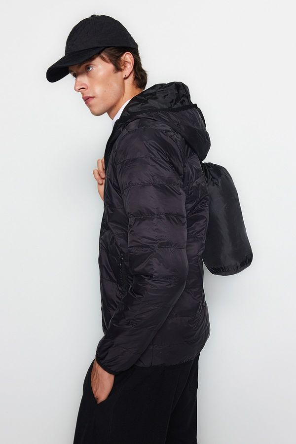 Trendyol Trendyol Black Regular Fit Water/ Wind Resistant Lightweight Down Jacket With Portable Bag
