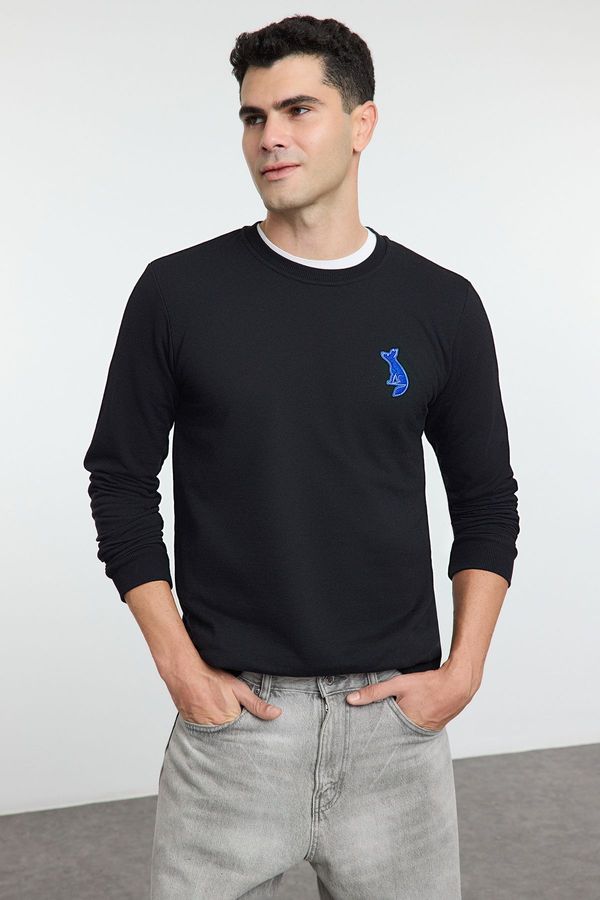 Trendyol Trendyol Black Regular/Normal Cut Crew Neck Fox Patch Detail Sweatshirt