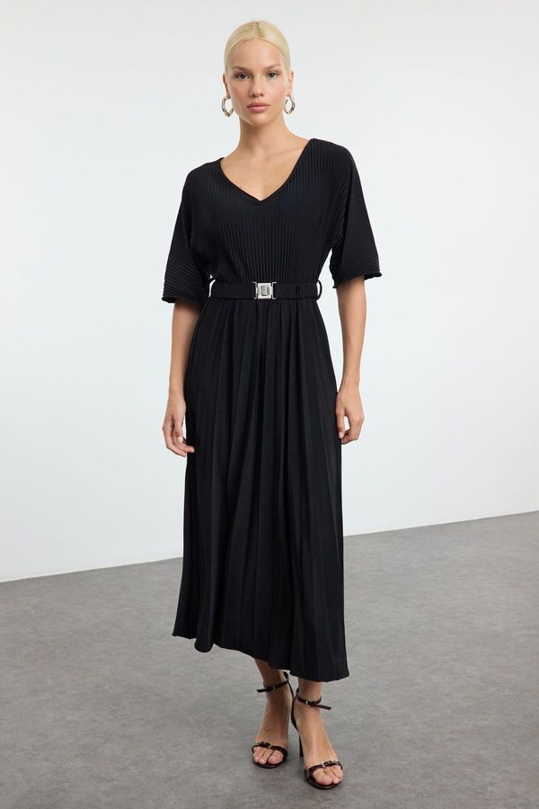 Trendyol Trendyol Black Skater Belted Three Quarter Sleeve Maxi Stretch Knit Dress