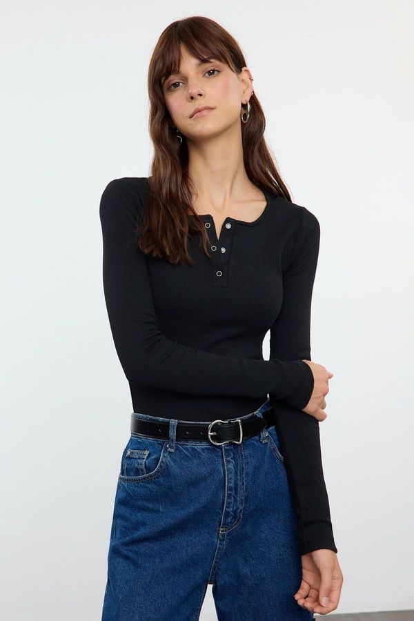 Trendyol Trendyol Black Snap Fastener Fitted Stretchy Knitted Blouse