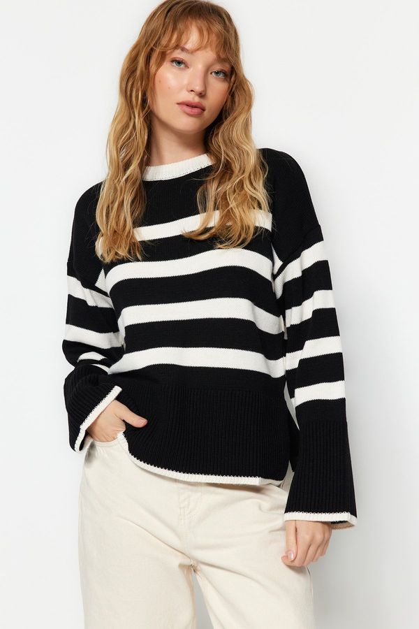 Trendyol Trendyol Black Striped Knitwear Sweater