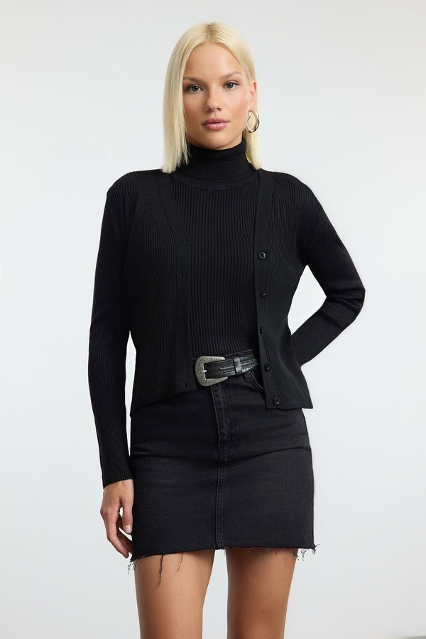 Trendyol Trendyol Black V Neck Knitted Blouse-Cardigan Set