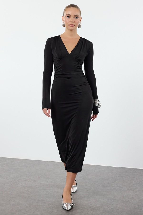 Trendyol Trendyol Black V-Neck Smocking/Drape Detailed Fitted Midi Knitted Dress