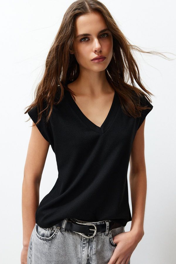 Trendyol Trendyol Black Viscose/Soft Fabric Fitted/Situated Moon Sleeve V Neck Stretch Knitted Blouse