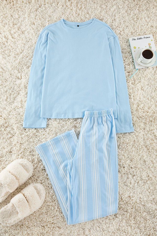 Trendyol Trendyol Blue 100% Cotton Striped Knitted Pajama Set