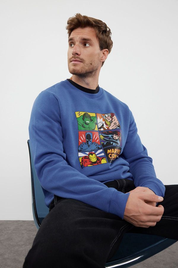 Trendyol Trendyol Blue Regular Cut Marvel Licensed Crew Neck Sweatshirt