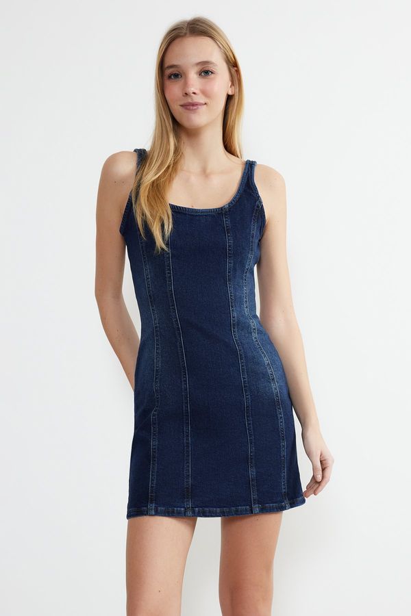 Trendyol Trendyol Blue Stitch Detail Fitted Mini Denim Dress