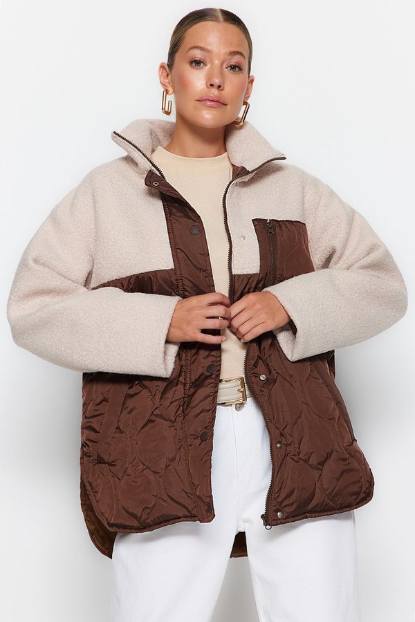 Trendyol Trendyol Brown-Multicolored Oversize Molded Plush Detailed Water Repellent Quilted Puffer Jacket