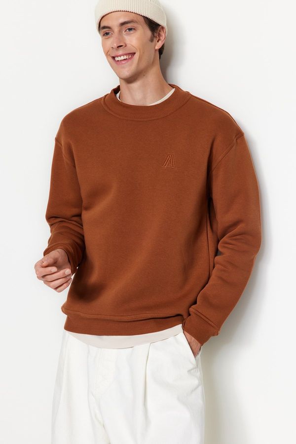 Trendyol Trendyol Brown Oversize/Wide Cut Half Turtleneck Letter Embroidered Sweatshirt