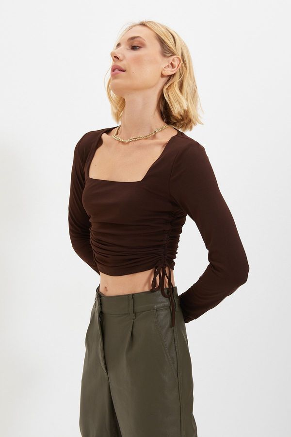 Trendyol Trendyol Brown Square Neck Gathered Detailed Fitted/Situated Crop Elastic Knitted Blouse