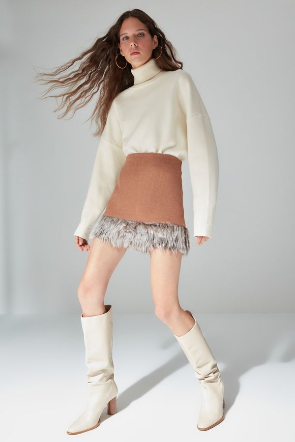 Trendyol Trendyol Camel Hem Plush Detailed Super Mini Woven Skirt