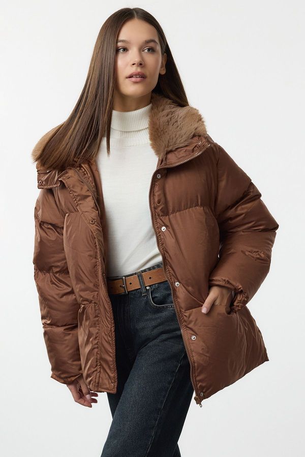 Trendyol Trendyol Camel Regular Fit Für Collar Belted Puffer Jacket