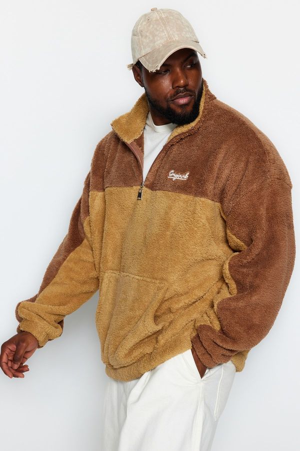 Trendyol Trendyol Camel Unisex Plus Size Oversize/Wide Cut Color Block Embroidery Plush Sweatshirt