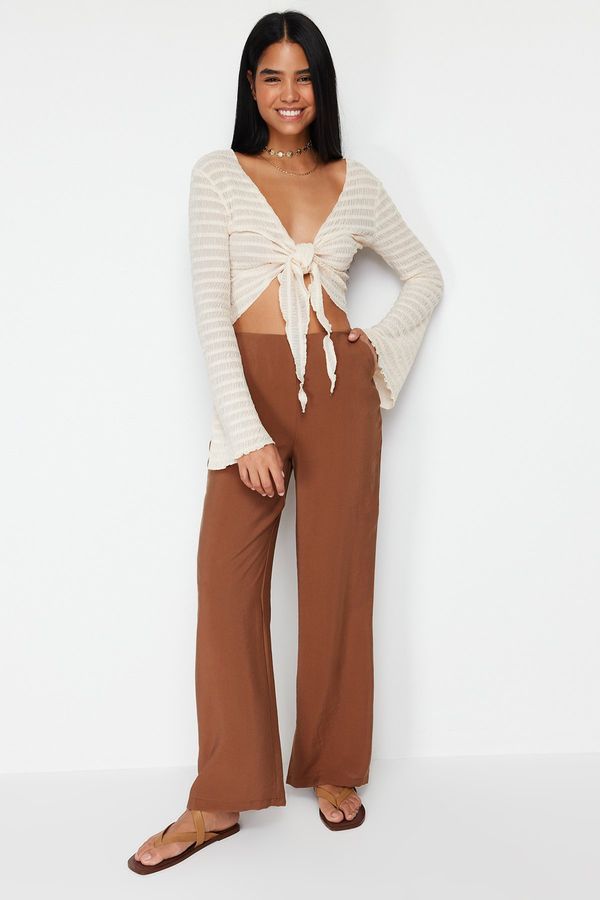 Trendyol Trendyol Cinnamon Straight/Straight Cut Elastic Modal Content Trousers at the Back