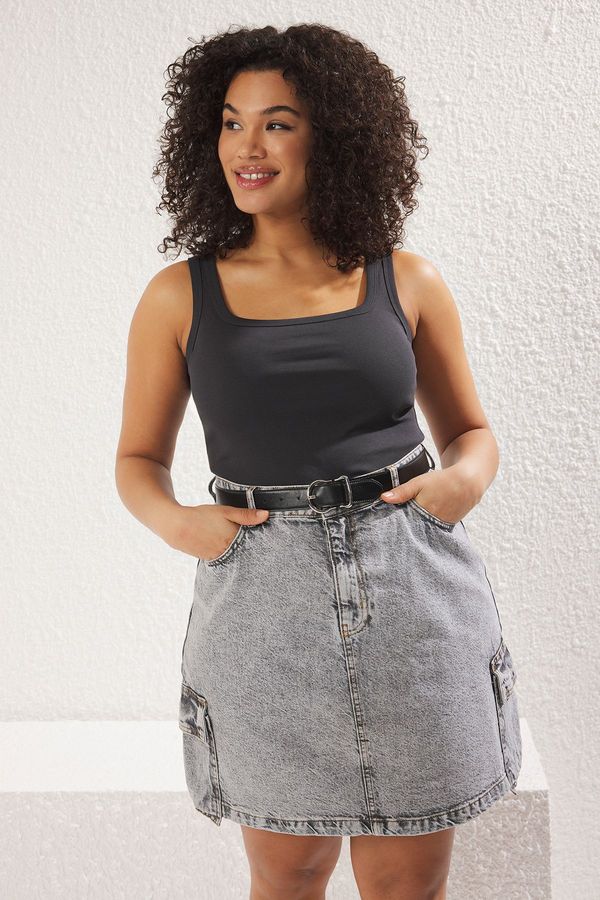 Trendyol Trendyol Curve Anthracite Square Collar Rib Large Size Knitted Undershirt