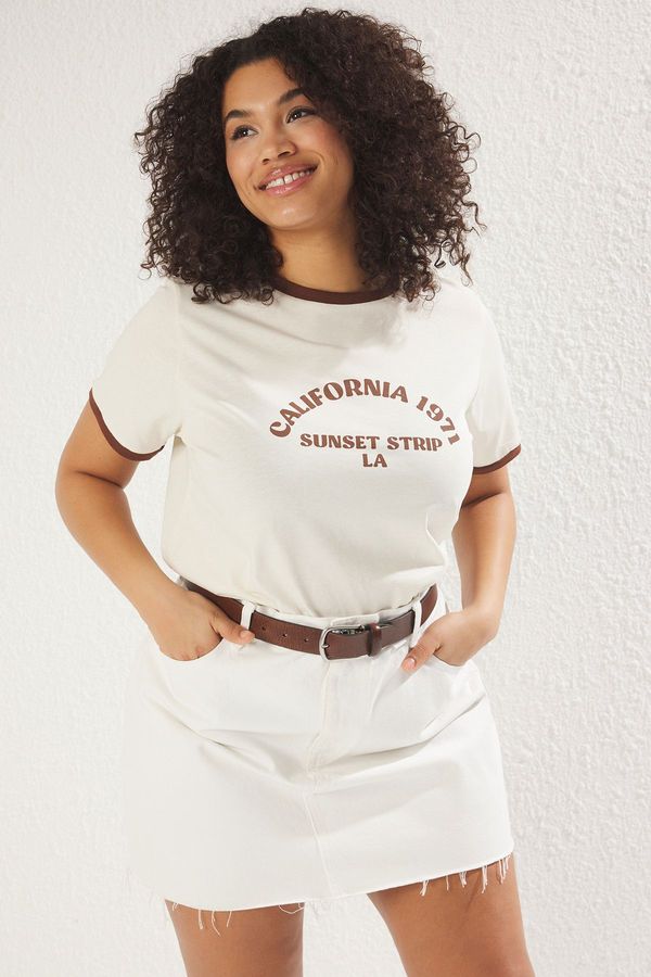 Trendyol Trendyol Curve Beige Crew Neck Printed Knit Plus Size T-Shirt