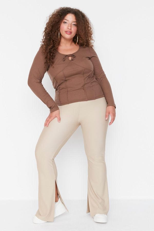 Trendyol Trendyol Curve Beige Flare Slit Knitted Trousers