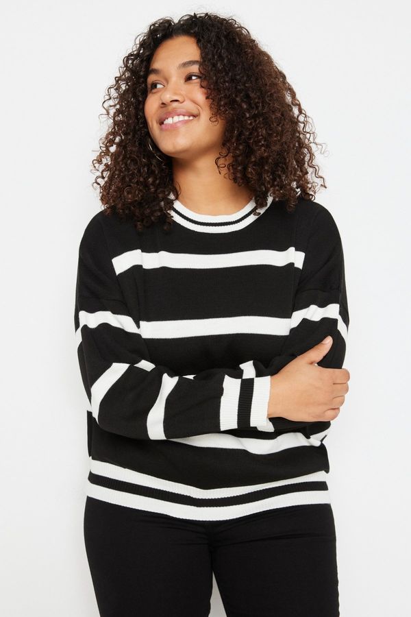Trendyol Trendyol Curve Black Crew Neck Striped Knitwear Sweater