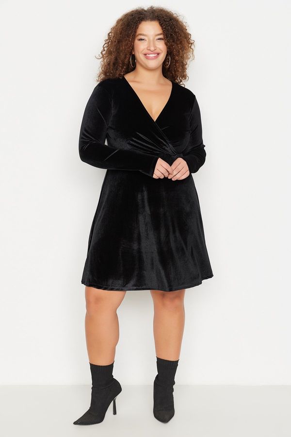 Trendyol Trendyol Curve Black Double Breasted Neck Velvet Knitted Dress