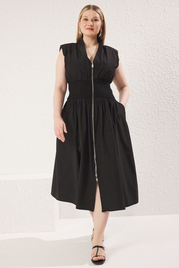 Trendyol Trendyol Curve Black Sleeveless Zippered Woven Plus Size Dress