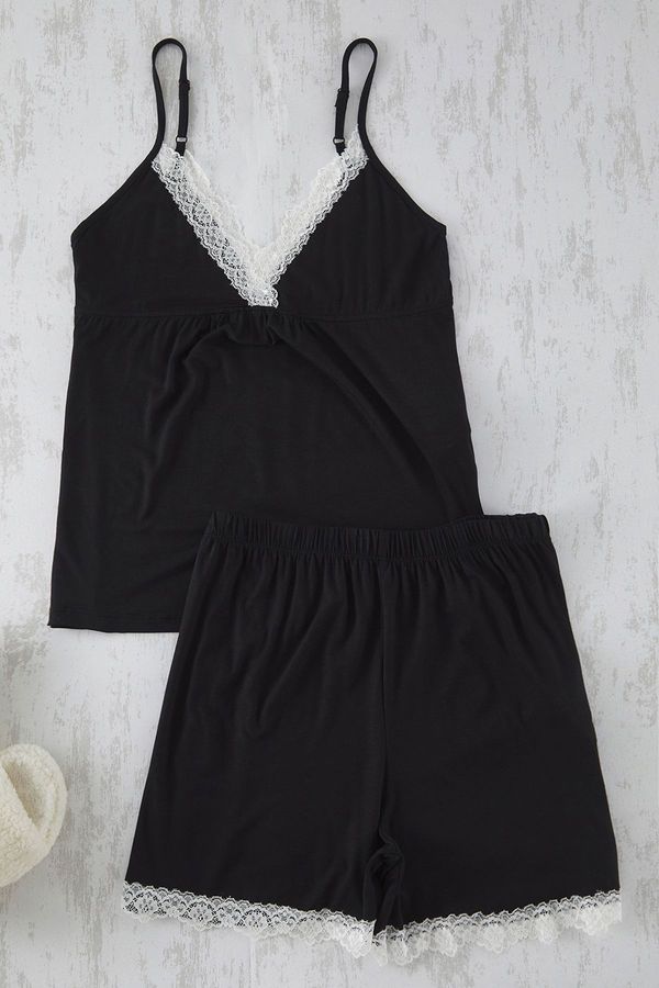 Trendyol Trendyol Curve Black V Neck Lace Detail Viscose Knitted Pajama Set
