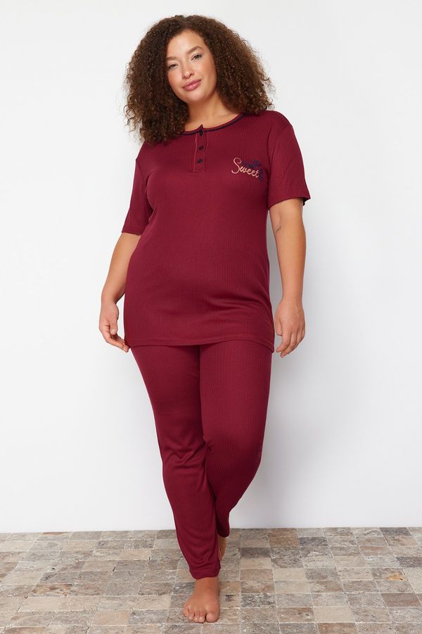 Trendyol Trendyol Curve Burgundy Button Detailed Camisole Knitted Pajamas Set