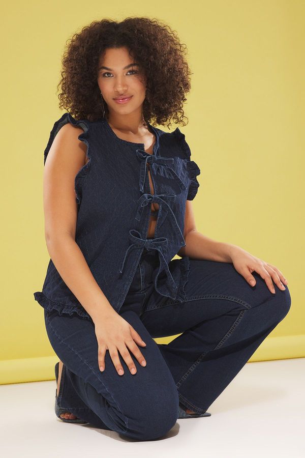 Trendyol Trendyol Curve Dark Blue Front Tie Quilted Plus Size Denim Vest