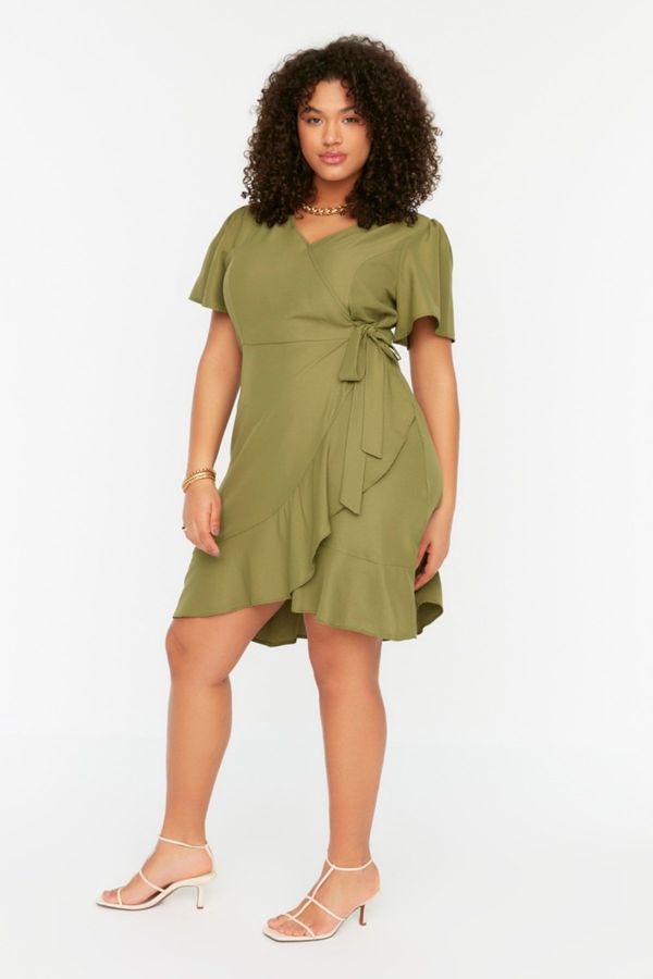 Trendyol Trendyol Curve Green Double Breasted Collar Tie Detail Frilly Woven Dress