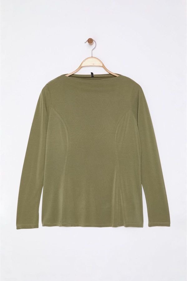 Trendyol Trendyol Curve Green Stand Collar Ribbed Regular/Normal Pattern Knitted Blouse