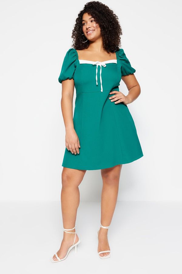 Trendyol Trendyol Curve Green Woven Collar Detailed Dress