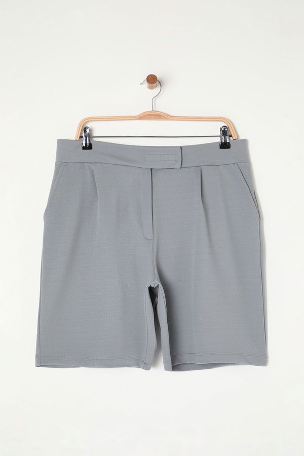Trendyol Trendyol Curve Grey Pleat Detail Plus Size Knitted Shorts & Bermudas